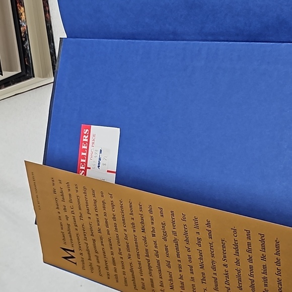 Book Bundle - John Grisham Novels - Picture 6 of 12